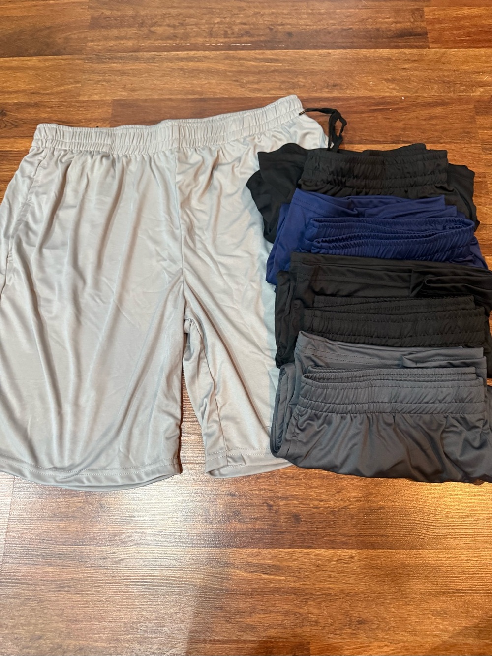 Men's XL Athletic Shorts 5Pack W/Pockets - Navy / Gray / Black (Multi-Pack) - Picture 2 of 2